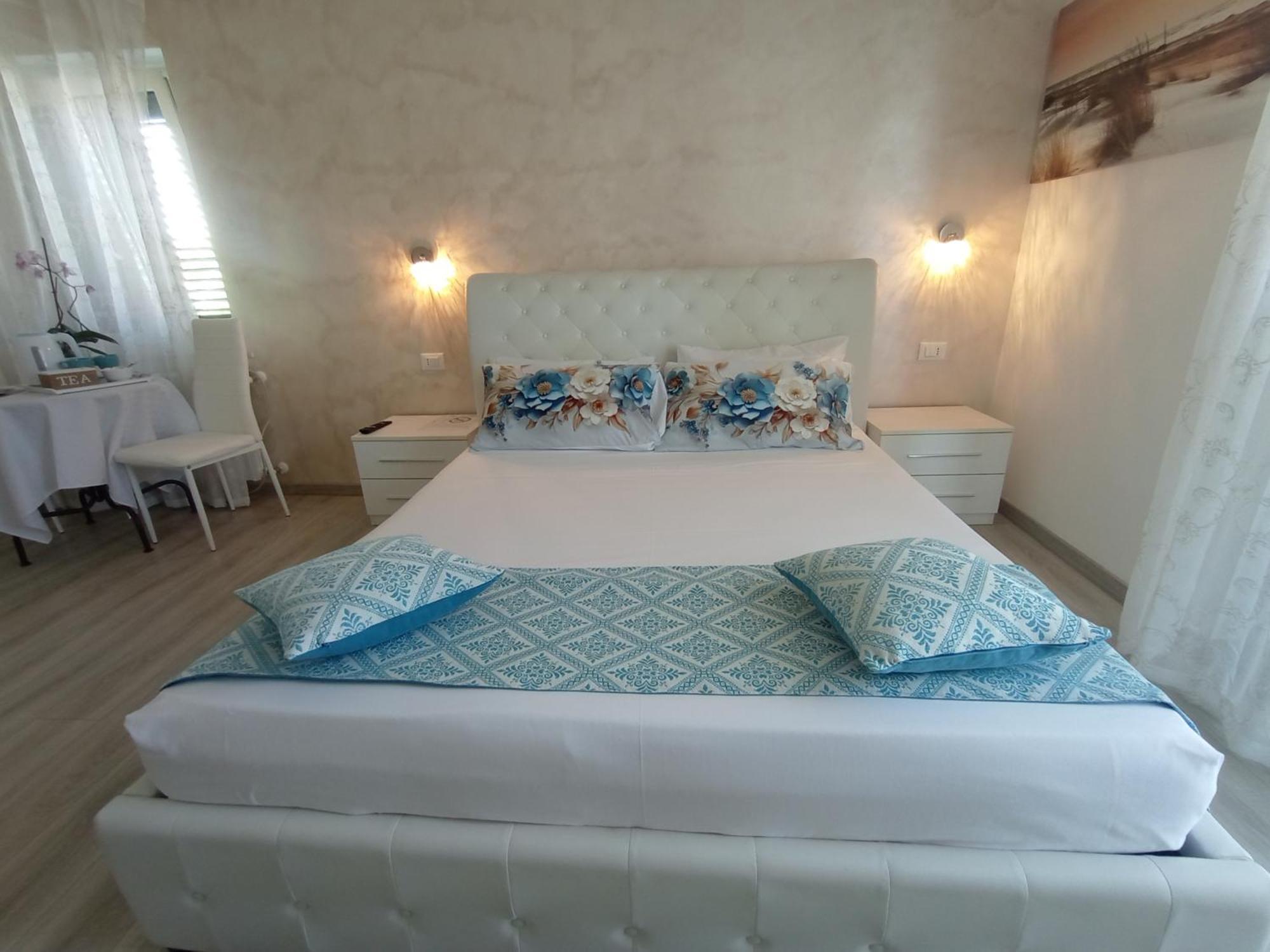 Viola Di Mare Rooms And Parking Termoli Exterior photo