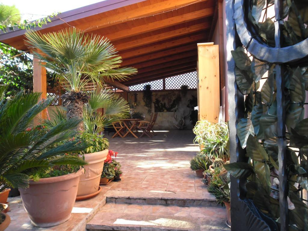 Viola Di Mare Rooms And Parking Termoli Exterior photo