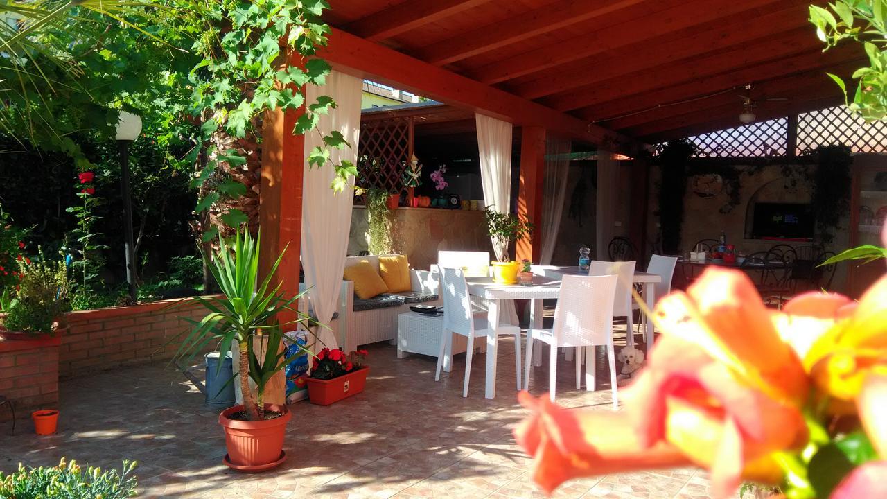 Viola Di Mare Rooms And Parking Termoli Exterior photo