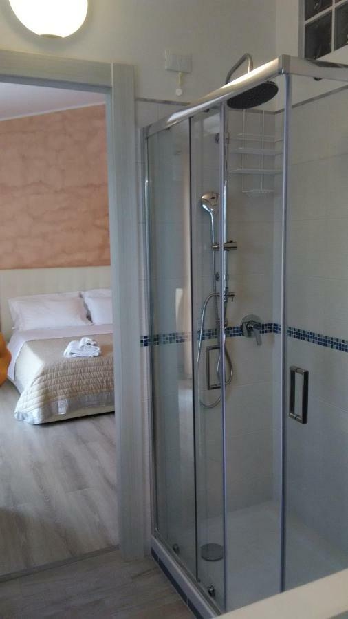 Viola Di Mare Rooms And Parking Termoli Exterior photo